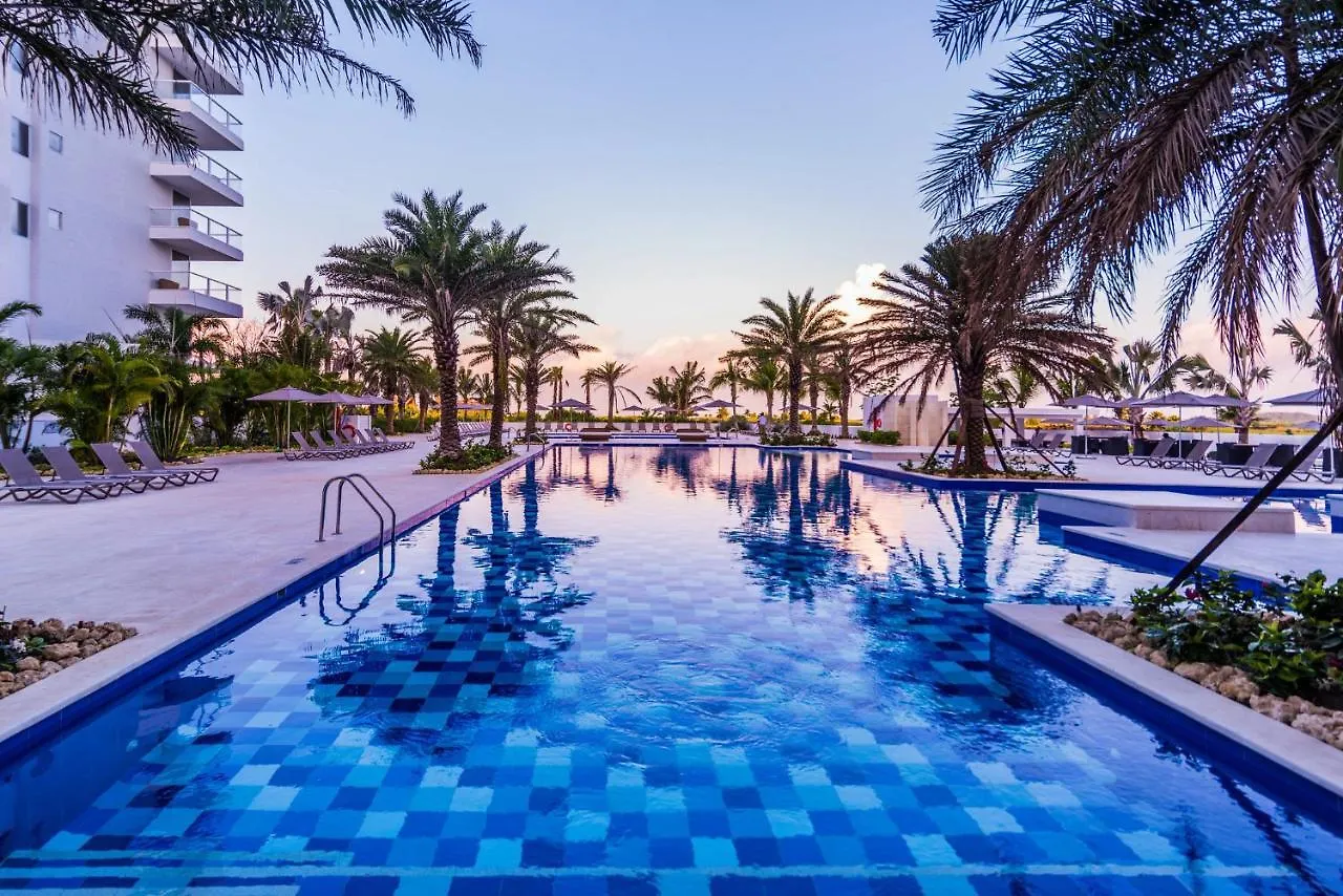 Dreams Karibana Cartagena Golf & Spa Resort 5*,  Colombia